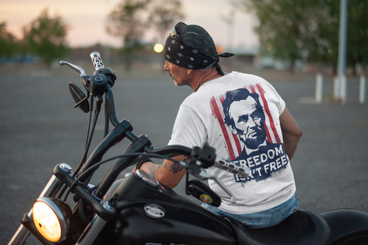 Patriotic Unisex Tee with Lincoln Design - Freedom Isn't Free, Casual T-Shirt, July 4th Outfit, History Lover Gift, Americana Style